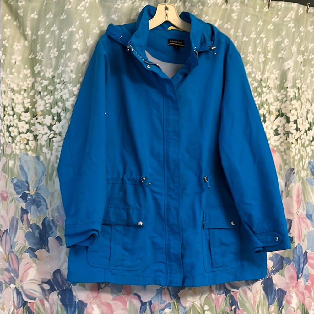 Lands End bright blue water resistant jacket with hood. Size 2X